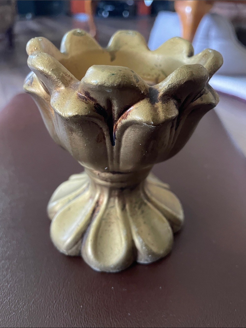 VTG REED Candle Co. gold distressed floral candle holder
